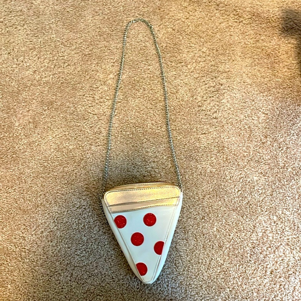 Pepperoni Pizza Purse